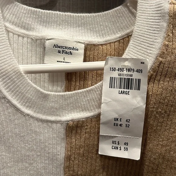 Abercrombie & Fitch sweater crew neck top! - Picture 4 of 4